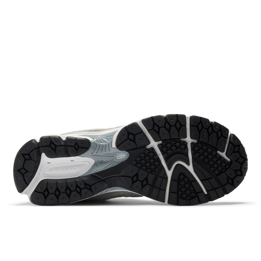 New Balance 2002R Men's Steel Grey sole
